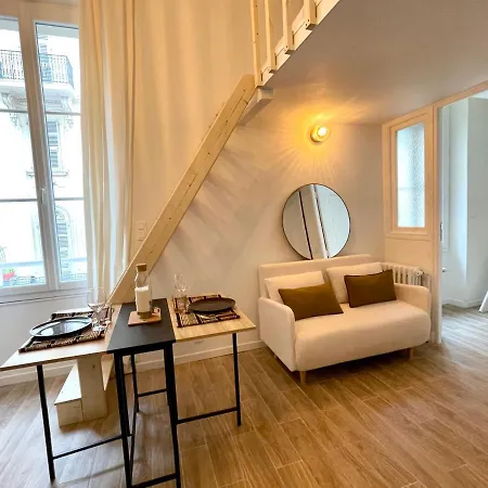 Cosy Cocoon - 2 To 4 Travelers. * ニース